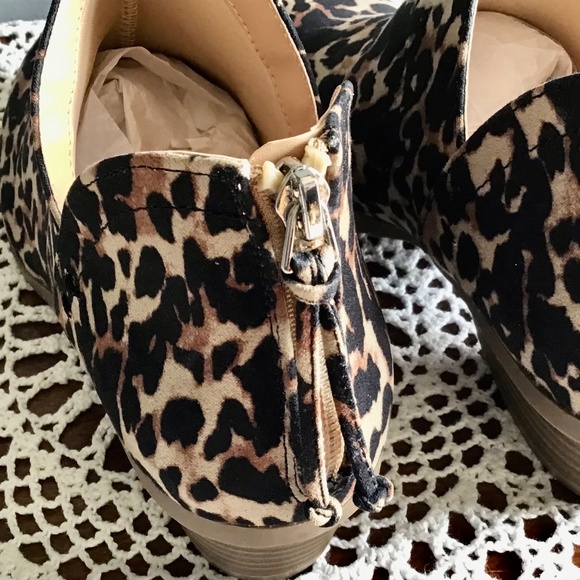 Kenneth Cole REACTION Side Way Ankle Boot~Leopard~Size 8 - Picture 7 of 9